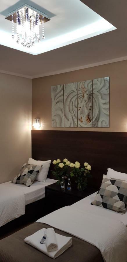 Apartament H&P Gold Lägenhet Warszawa Exteriör bild
