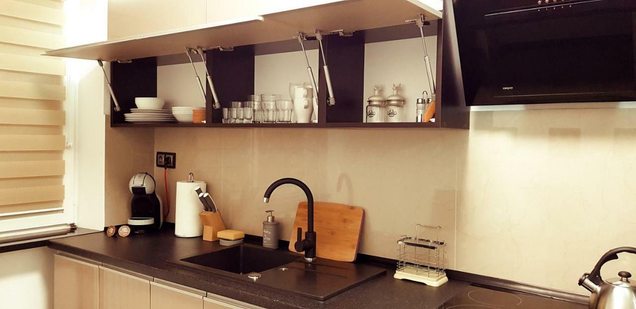 Apartament H&P Gold Lägenhet Warszawa Exteriör bild